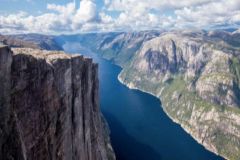 Stavanger: Bootstour zu Wasserfällen und Höhlen