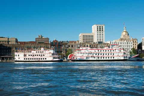 Savannah: Riverboat Cruise & City Tour Combo