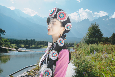 Lijiang: Sessão fotográfica de trajes étnicos com transferes do hotelSessão fotográfica com roupa étnica padrão na cidade antiga