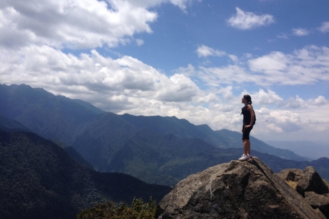 Cali: aventura de senderismo en Pico de Loro