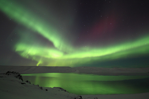 Reykjavik: Gyllene Cirkeln &amp; Norrsken 4x4-turReykjavik: Gyllene cirkeln och norrsken: 4x4-tur