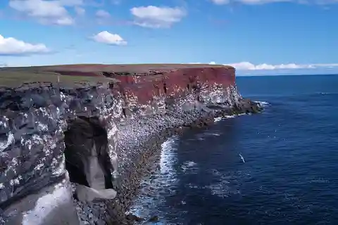 From Reykjavik: Reykjanes Peninsula Day Trip by Super Jeep