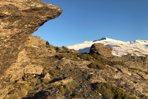 Desde Granada: Parque Nacional de Sierra Nevada 5 horas de caminataGranada: Experiencia de Senderismo en Alta Sierra Nevada