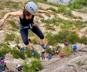 Granada: Belaying Course in a Climbing Falls