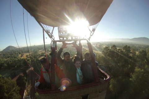Ab Mexiko-Stadt: Heißluftballon- und Fahrradtour in Teotihuacan