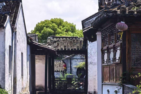 Suzhou: Zhouzhuang Water Town Ticket & Digital Guide (Canals & Legends)