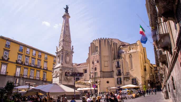 naples history tradition and culture tour