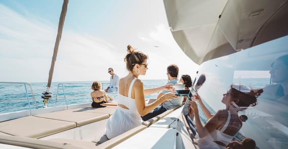 Barcelona: Luxury Catamaran Rental