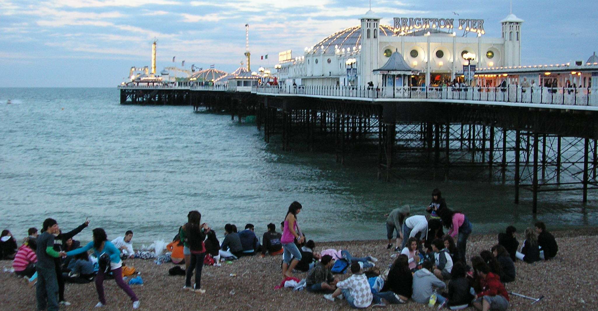 Brighton, Piers & Queers LGBTQ History Tour - Hizvo