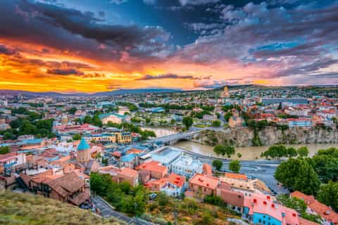 Tbilisi: 4-Hour Walking Tour with Wine Tasting