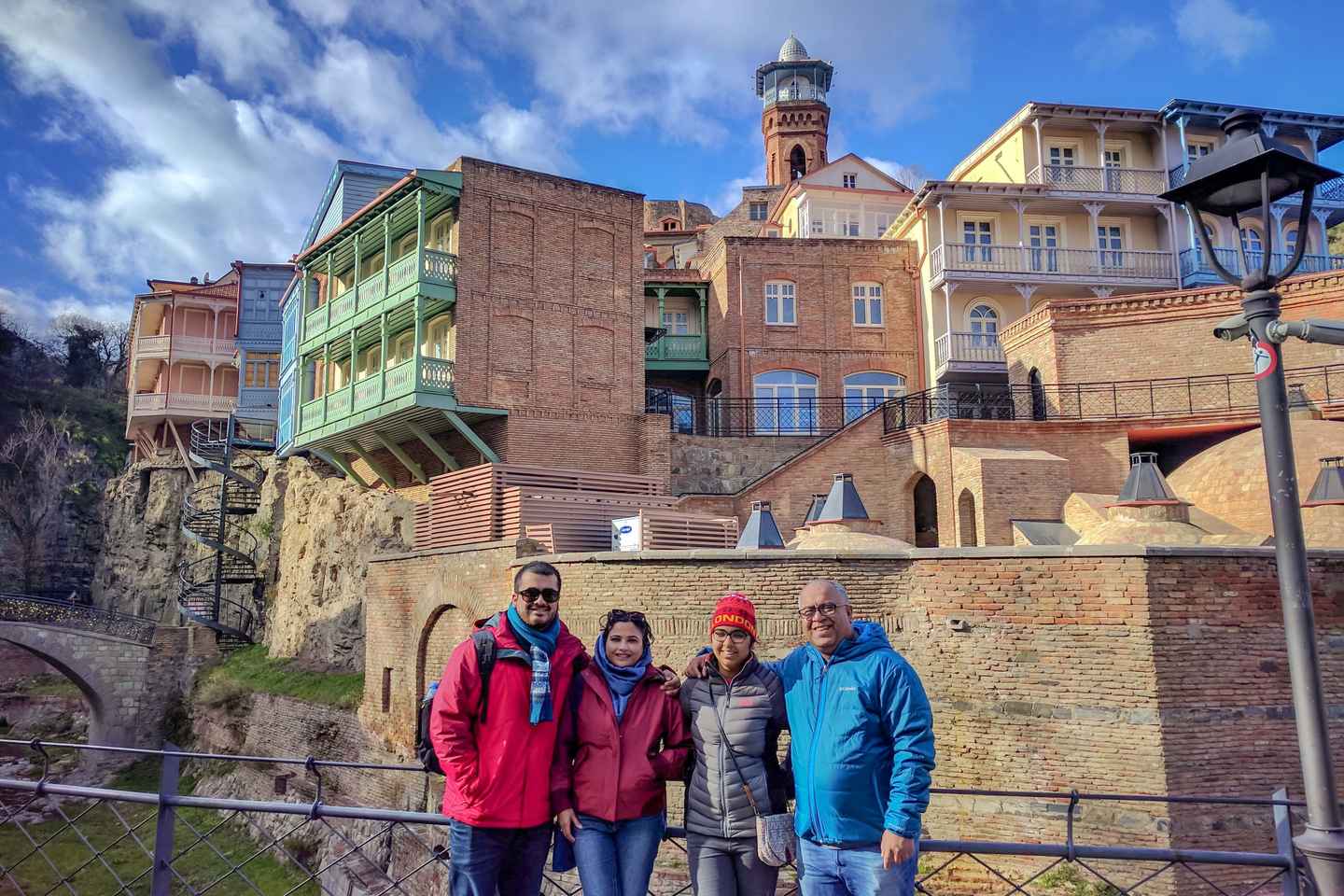 Old Tbilisi Highlights Walking Tour with Wine & 10 Tastings