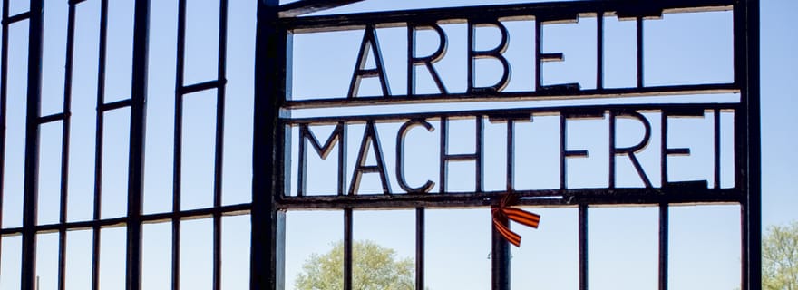 Berlino: tour in autobus in inglese al campo di concentramento di Sachsenhausen