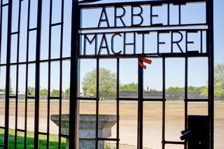 Berlin: English Bus Tour to Sachsenhausen Concentration Camp