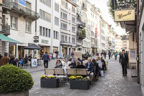 Zürich Card: Sparen bei Attraktionen, Transport und Essen gehenZürich Card 24 h