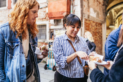 Venezia: Tour gastronomico con piatti cicchetti e vino