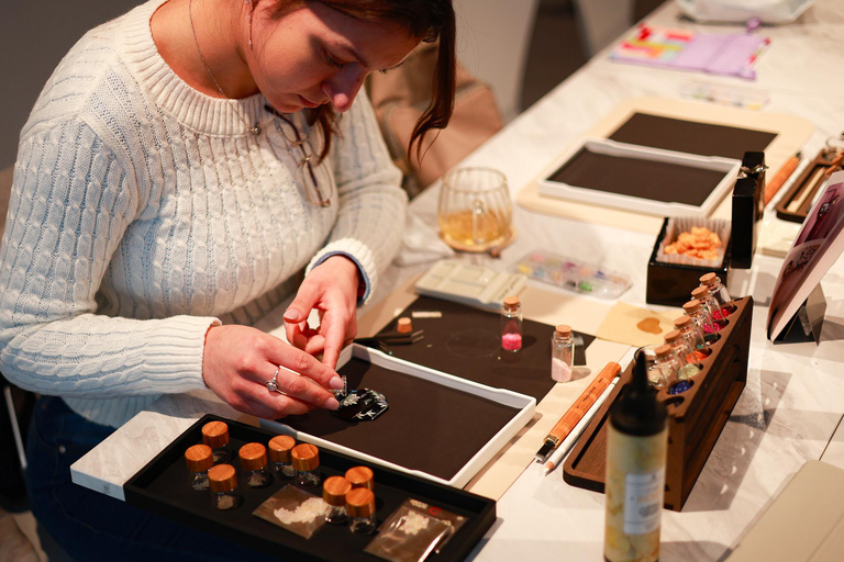 Seoul: Mother-of-Pearl Jewelry Workshop in Myeong-dong Option B: Wearable Memory (Hanbok Accessory)