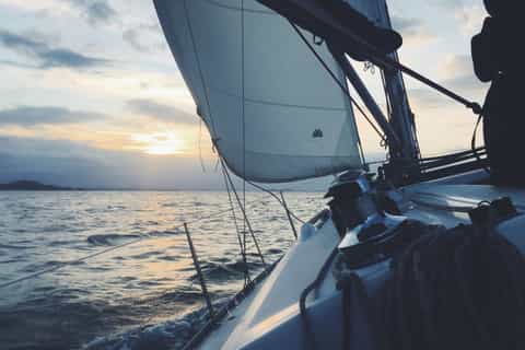 Lake Como: Sunset Sailing Experience with Aperitivo