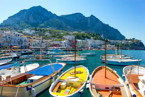 Capri: rejs wycieczkowy łodzią i zwiedzanie wyspy
