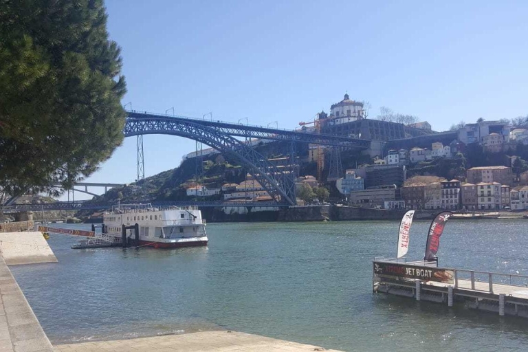 Porto: stadstour van een halve dag met wijnproeverijKleine groep met Meeting Point