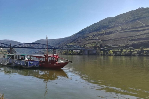 Private Tour: Douro Valley Wine and Food from Oporto