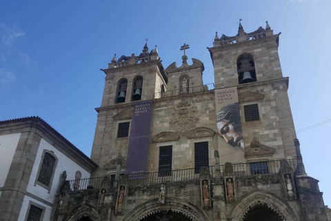 Desde Oporto: tour de día a Braga y Guimarães con almuerzoVisita en grupo y comida sin recogida