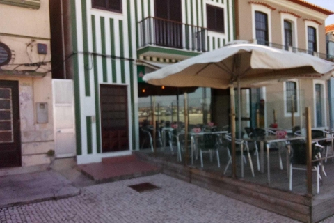Vanuit Porto: Kleine groepstour door Aveiro & Coimbra + riviercruisePrivétour met toegangskaarten en hotelovername