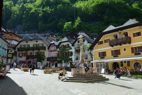 From Salzburg: Half-Day Tour to Hallstatt
