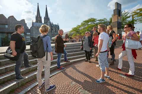 Cologne: Guided Highlights Tour with a Local