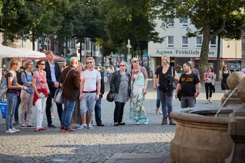 Cologne: Guided Highlights Tour with a Local