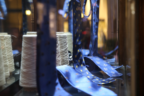 Historic Shops in Genoa: Tour Through Tradition and Flavours Guided Tour in English