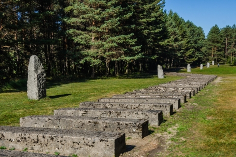 Warszawa: Treblinka Concentration Camp Tour z odbiorem z hotelu