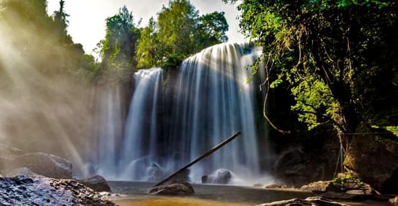 Kulen Waterfall & 1000 Lingas Tour