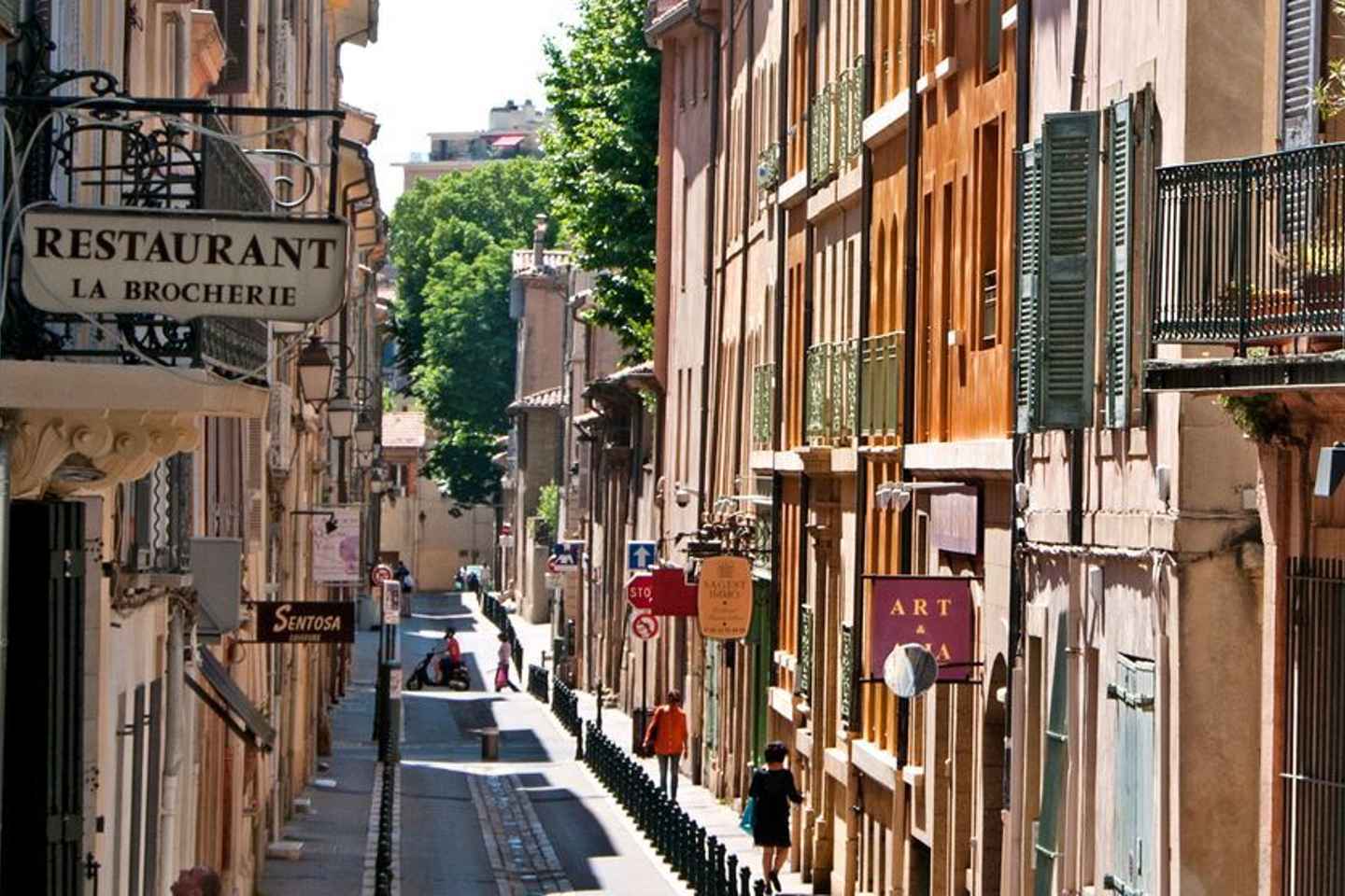 private wine tasting tour in provence
