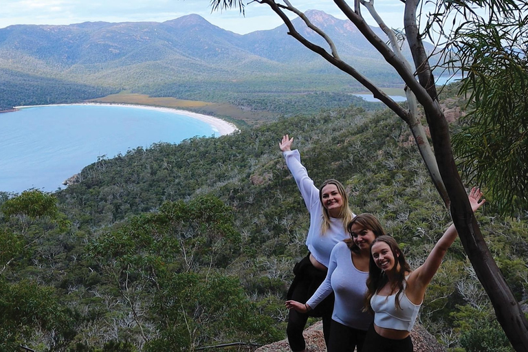 Hobart: Wineglass Bay & Cape Hauy: 2 Day Trips Iconic Hiking