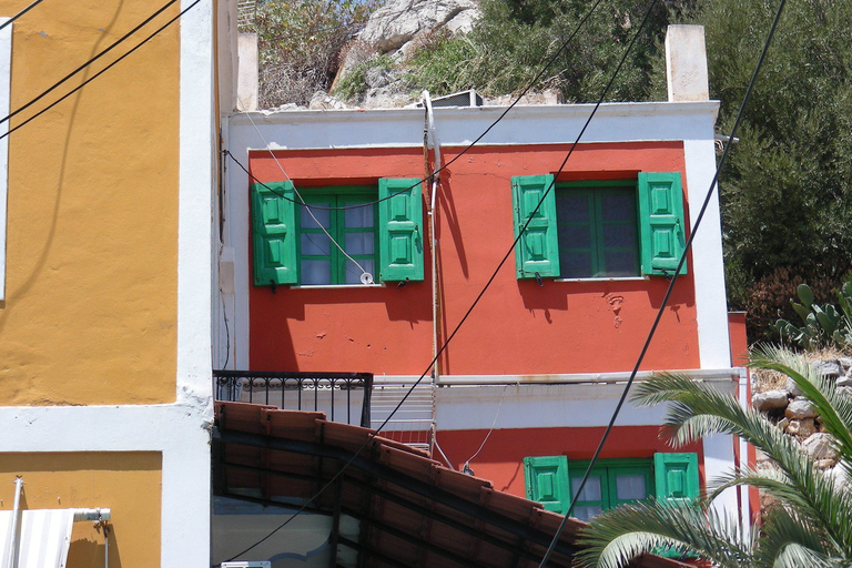 Desde Rodas: viaje en barco a la isla Symi con traslado al hotel