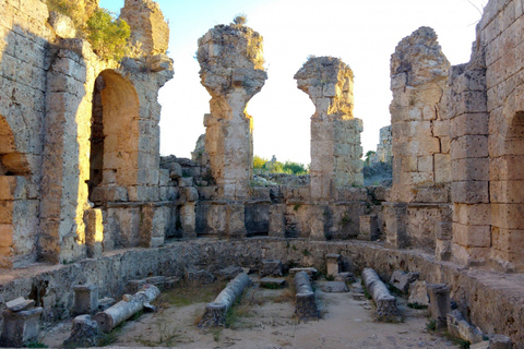 Desde Antalya: tour de un día por los antiguos sitios romanos