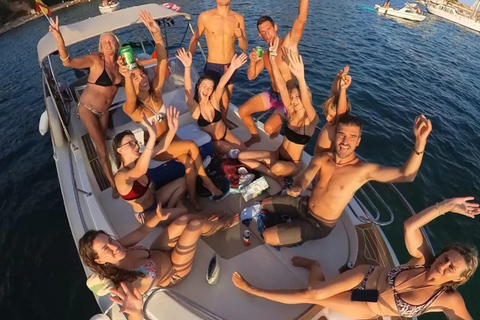 Palma Mallorca : Excursion en bateau privé avec jouets aquatiques