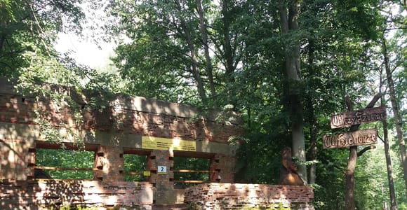 Aus Warschau: Tour zur Wolfsschanze, Hitlers Hauptquartier mit dem Auto