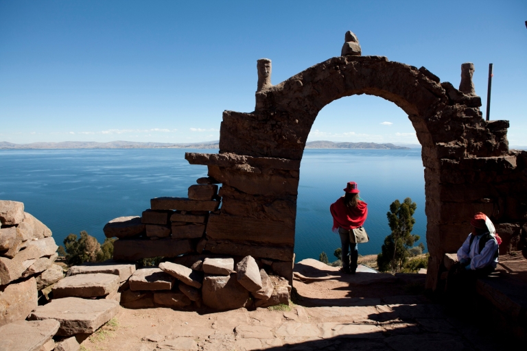 Puno : visite des îles Uros et Taquile en hors-bord