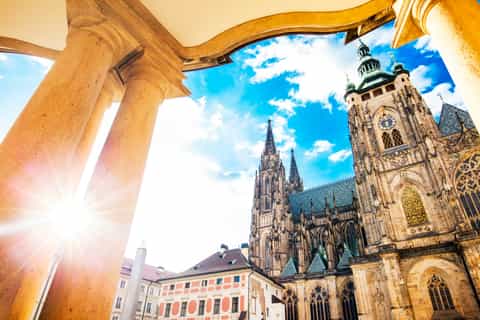 Prague Castle: 1-Hour Introduction with Admission Ticket