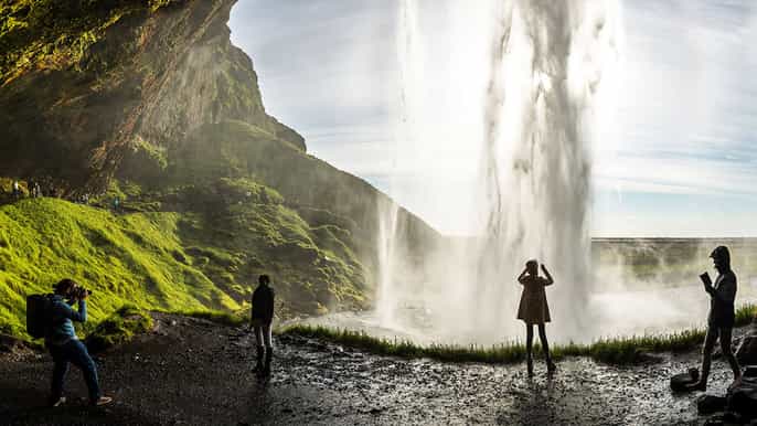 iceland fullday south coast black beach waterfalls tour