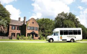 Charleston: Middleton Place Excursion & Low Country Cuisine