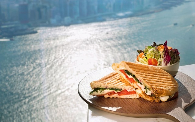 Visit Hong Kong Sky100 Observatory ticket and Cafe 100 Package in Tsim Sha Tsui