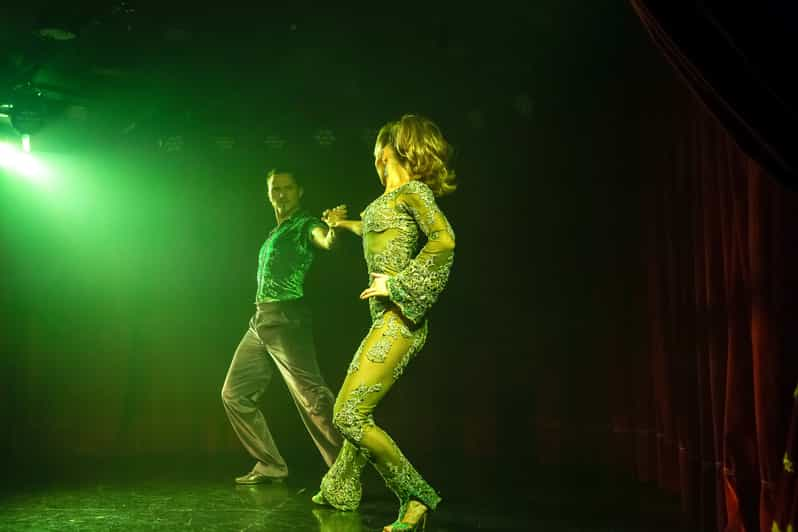 Buenos Aires: Rojo Tango Show e cena opzionale | GetYourGuide