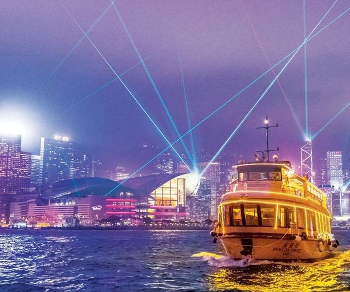 Boottocht: Victoria Harbour Night of A Symphony of Lights