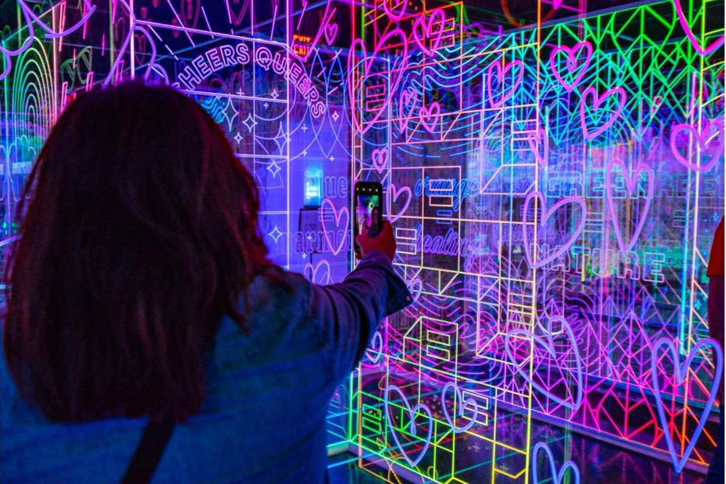 romantic things to do in texas | experience immersive art at hopscotch