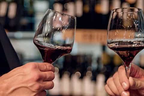 Bologna: Wine Tasting Tour in One of the Oldest Inns