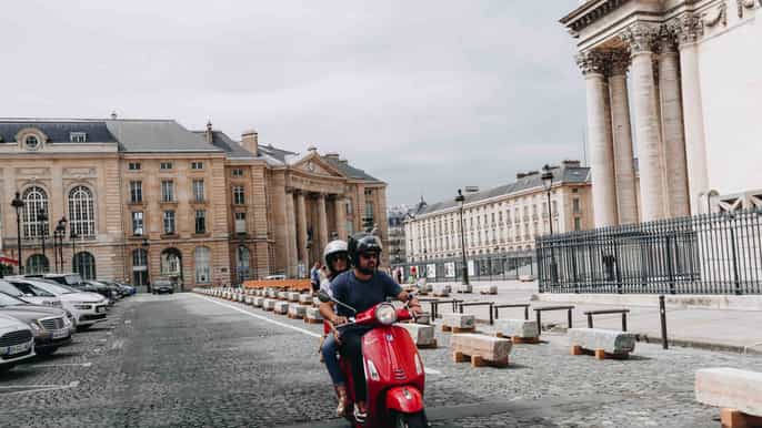 paris highlights tour by vespa scooter