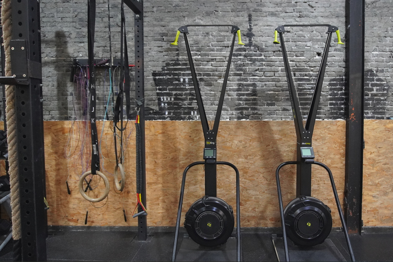 Shanghai Fitness & Culture Tour with Gym, Jade Buddha Temple