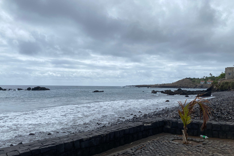 Recorre la Ciudad Vieja/Descubre la CIUDAD VIEJA